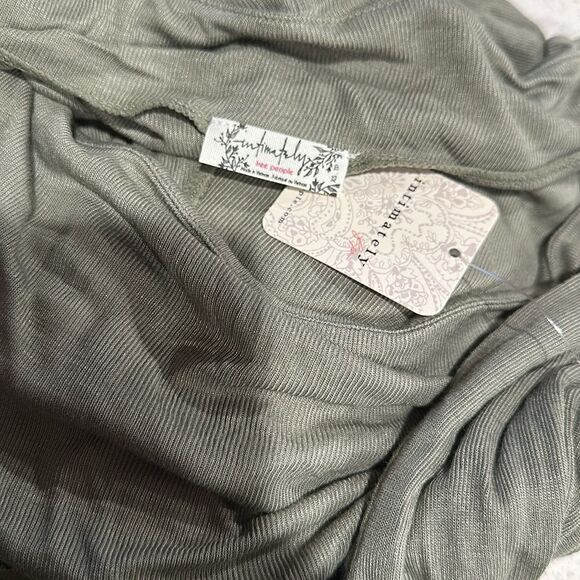 Free People NWT Night We Met Long Sleeve in size XS in color Adventurer - Picture 4 of 4